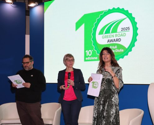 02_bis_Bit_2025_presentazione_Green_Road_Award_10ed_PepponeCalabrese_BarbaraZilli_FRIULI_LudovicaCasellati
